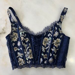 Victoria Secret Lace corset ✨🤍